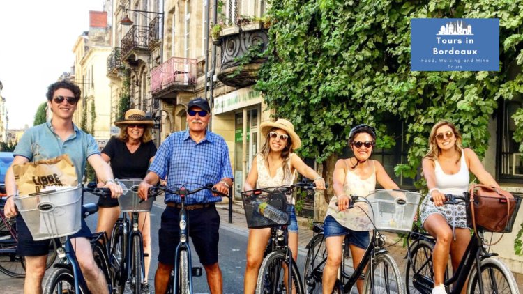 The Official Guide to Bordeaux free walking tour